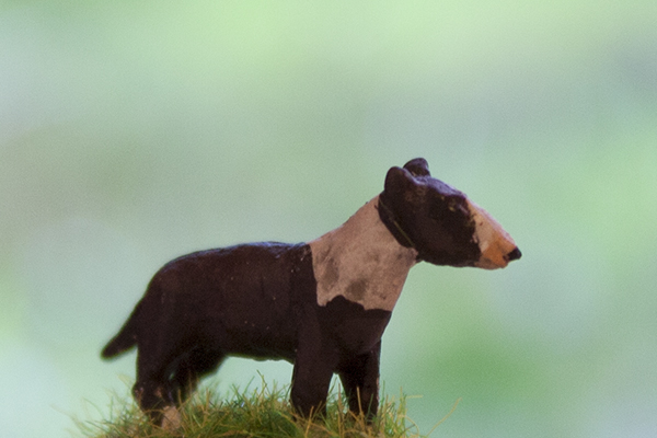 figurine chien bull  terrier